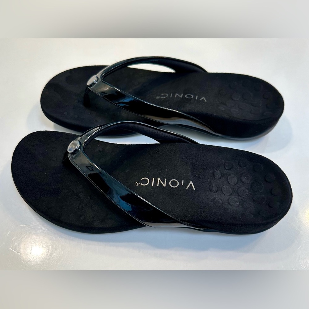 VIONIC “Davina” Flip Flops, size 6, worn ONCE indoors! (Like new!)